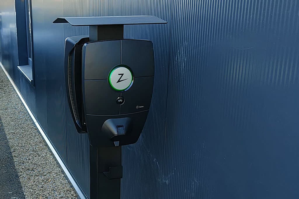 Installation de bornes de recharge Synova SA
